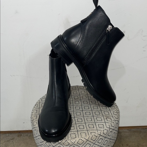 kate spade Shoes - Kate Spade Estelle Black Ankle Chelsea Boots Women's Size 8.5